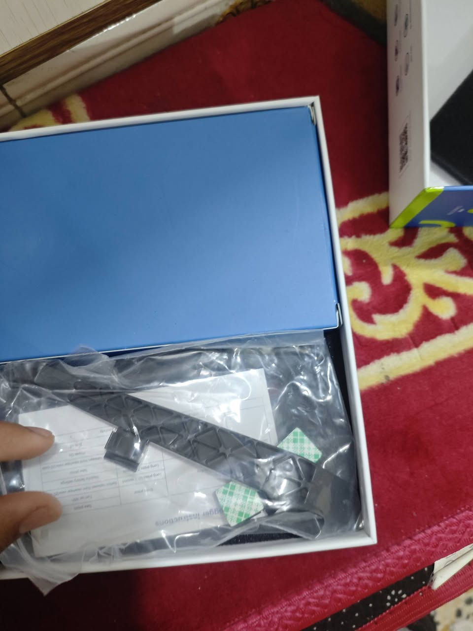 السلام عليكم داش كام فول فول فول المواصفات
1 الكامرة الامامية 4k 
2 الكامرة الخلفية 1080
3 تتحمل رام 256 كيكابات 
4 تربط على الموبايل بدون انترنت وتعيد براحتك 
5صغيرة وعملية 
6 تتحمل درجات حرارة مرتفعة 
توصيل موجود وخاص مفتوح كامرة اوبن بوكس انة فتحتهة بيدي 
***********
