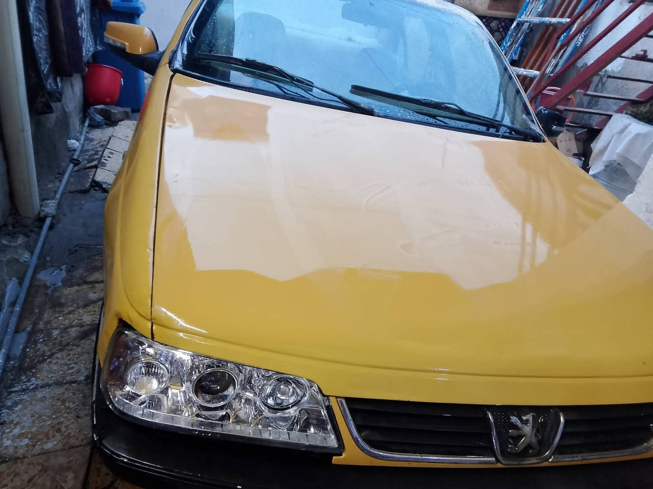 بيجو أكد 405
مديل 2015 باسمي سيارة 
سنوية 2031
هزة جديدة 2027
مكينة كير صدر كهربائيات تبريد سنتر لك مدوشمة كشنات أرضية تخم بطاين ابواب جدد تخم تاير 
سيارة جاهزة وباسمي 
مكاني بغداد بياع شرطة رابعة 
***********
سعر 43 
عقد مروري شرط وتحويل
