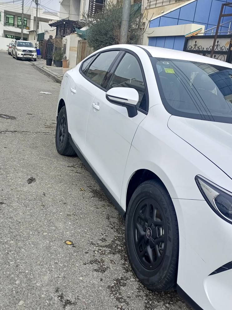 بی وای دی کوین پلاس2025 ناو زیتونی 10ڕۆژە رە قە می شکایە 270 رۆیه لە سە ر شاحنە ی کە مە ک لێدانی پێکە تیە هە ندە ک سبغی هە یە رقم تلفۆن *********** لۆ تکسی دەبی أربيل, العراق
