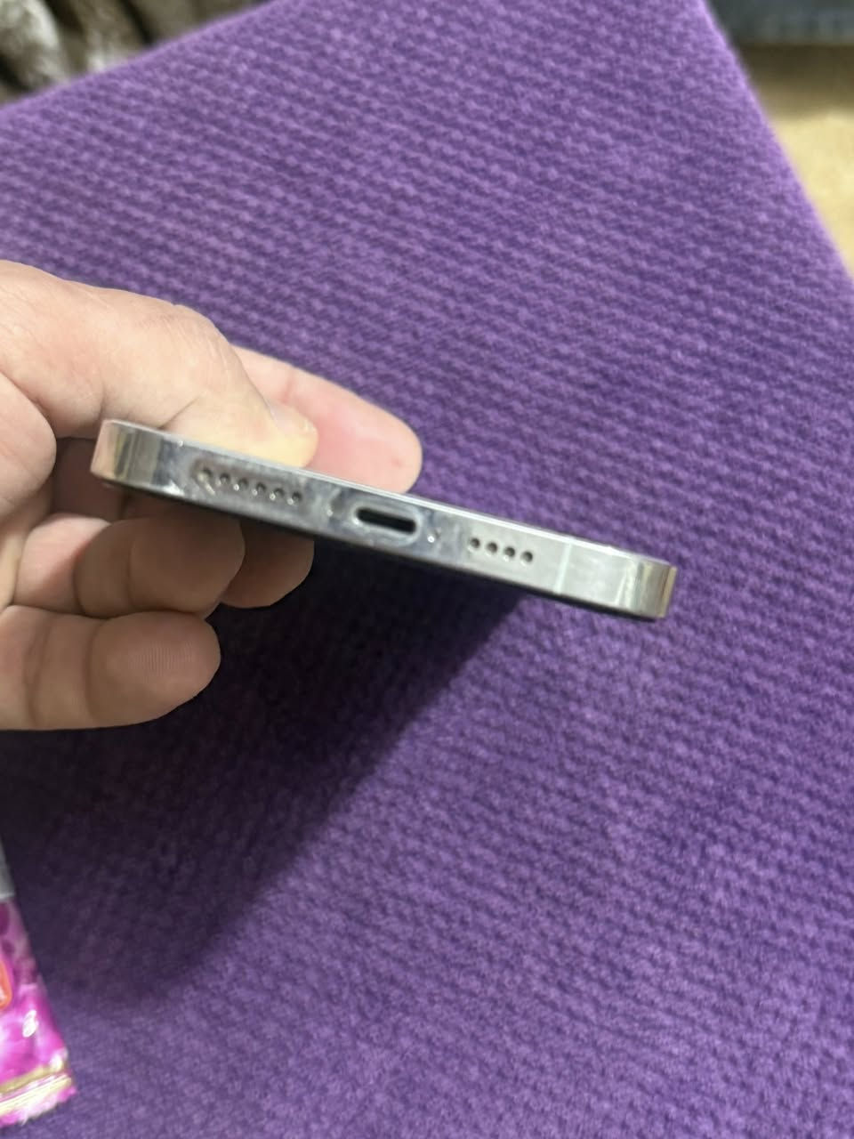 ايفون 12 بروا ماكس ذاكرة 512 شرق اوسط بطارية 86 التلفون بعدة بلادي مشتري طك باكيت لا مفتوح ولا مصلح
للبيع سعر 550 وياه كيبل وراس شحن اصلي ماستر..
***********
