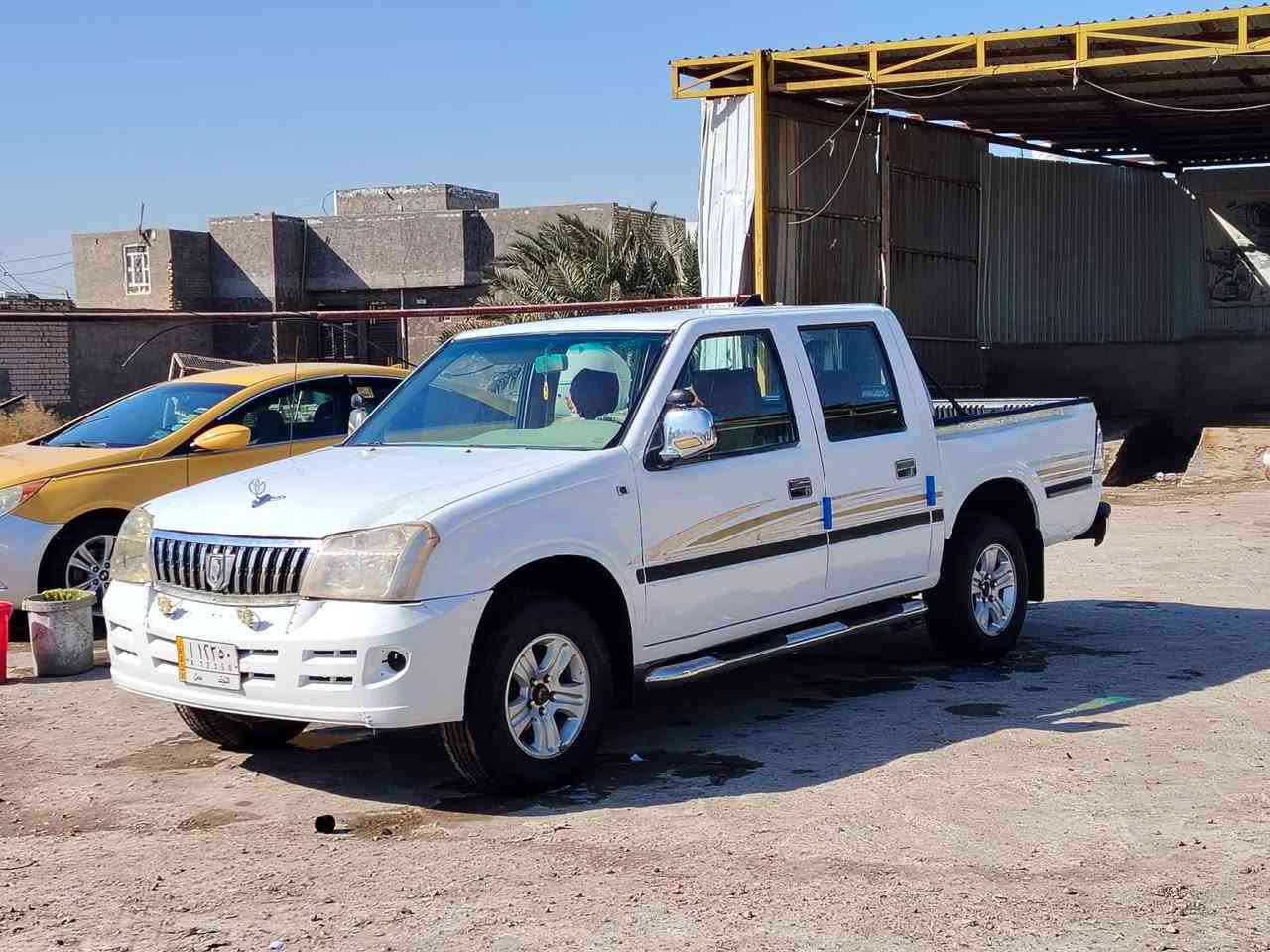 السلام عليكم بيكم جنبي 2010مكفوله من الضربه والتبديل سياره حلوه مال جناي جاهزه برغي ماعايزه رقمه نجف سنويه مجدده 27 السعر 40 وبيها مجال الاتصال على الرقم *********** مكاني نجف
