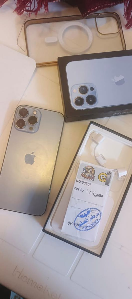 سلام عليكم 13برو ماكس ما مفتوح ونضيف ذاكرة 256بطارية92كامل ملحقات مكاني الدورة سعرة 700وبي مجال ***********
