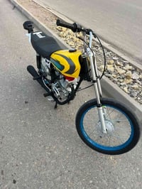 دراجه للبيع مكفوله بدون اوراق فقط مفيلسه 07755915868