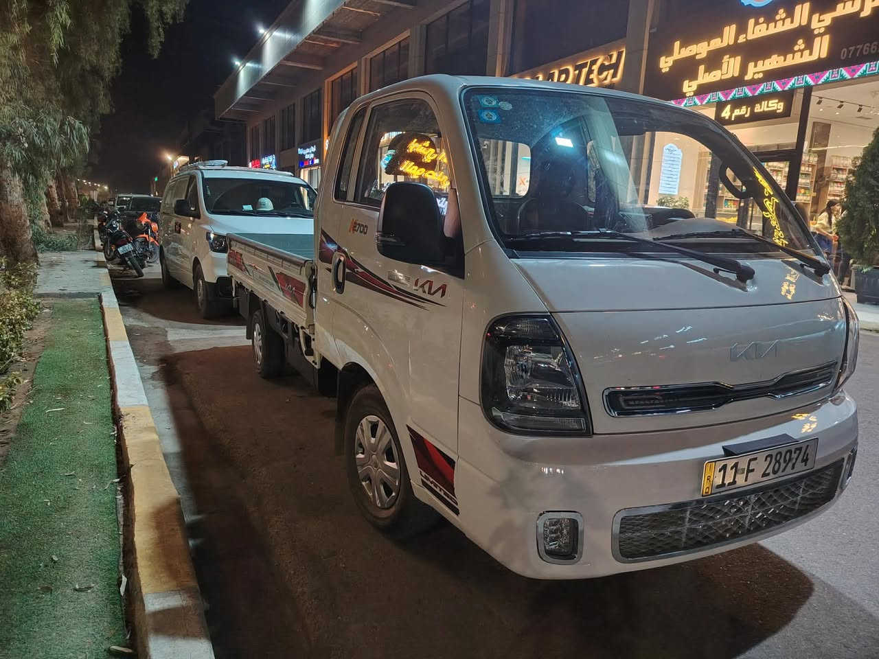 السلام عليكم 
كيا موديل 2025 رقم بغداد 
السيارة بأسمي تحويل ثاني يوم 
ماشية 11 ألف حقيقي 
سيارة احلى من الصور بعد 
مابيها اي نقص سيارة مكفولة كفالة عامة 
للاستفسار اتصل عل رقم ‭0 773 637 8458‬
ملاحظة مكلف بل نشر خاص ما أجاوب

