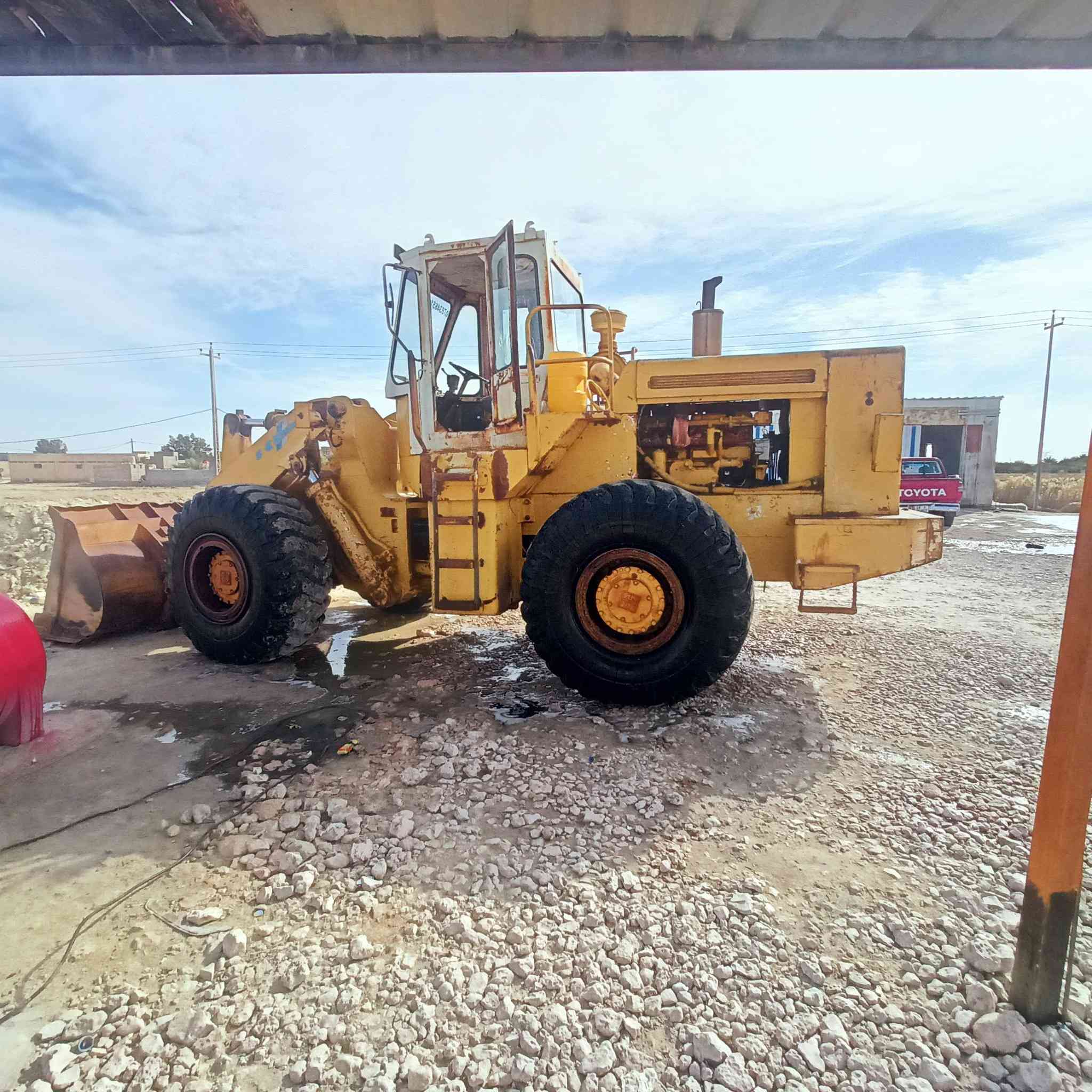 السلام عليكم حجم ٨٥ موديل ٨٨  جاهزة للعمل سنوية جديدة بسمي مكانهة لسماوة ***********
