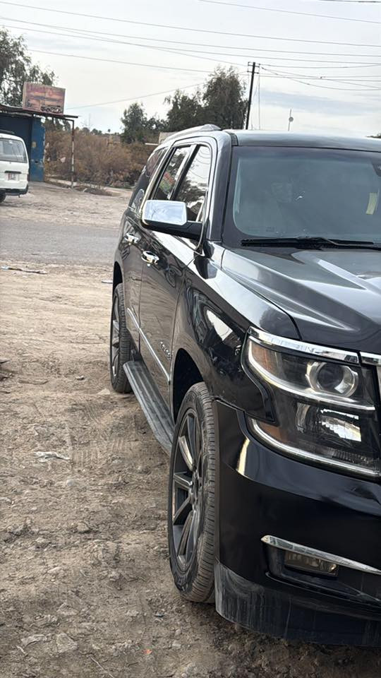 اخوان السلام عليكم تاهو ادوات موديل ١٦ سياره جاهزه للاخير كير ومكينه اكسل حداديه تبريد تخم تاير اي نقص مابيه السعر ١٤٠ وبيه مجال ترهم امراوس حسب القناعه 
مواصفات LT داخل مخمل سياره ثلاجه قاصه اتصال ع رقم بيه واتساب ***********
