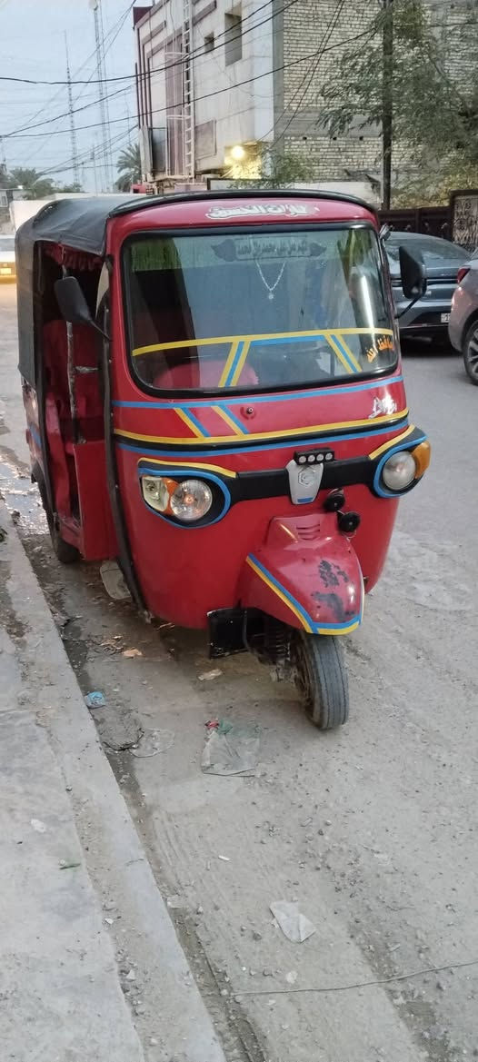 السلام عليكم
تكتك للبيع موديل 18
تكتك جاهزه كبل الشارع 
مناقصه شي خير من الله 
مكينه جديده سلف جديد 
وراق صوليه ومدكوكه بل مرور 
جاهزه الترقيم
قمجيات اصبع مال نمر كله جديد
السعر مليونين و100
مكان بغداد الستفسار
عل رقم ***********
