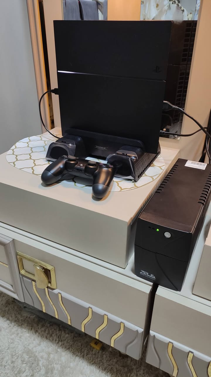 بلي فور مهكر نظام 11.0 تجميعة بكامل الملحقات مع الالعاب وجوستك اصلي (ما عندي توصيل)

جهاز غير مفتوح و ضمان ٣ اشهر شرط النظافة 100%

سعر 230 الف فقط  و البلازمة حجم 50 سمارت هم للبيع سعر مناسب جدا مكاني كربلاء  اليحب يتواصل عالخاص او عالرقم ***********
