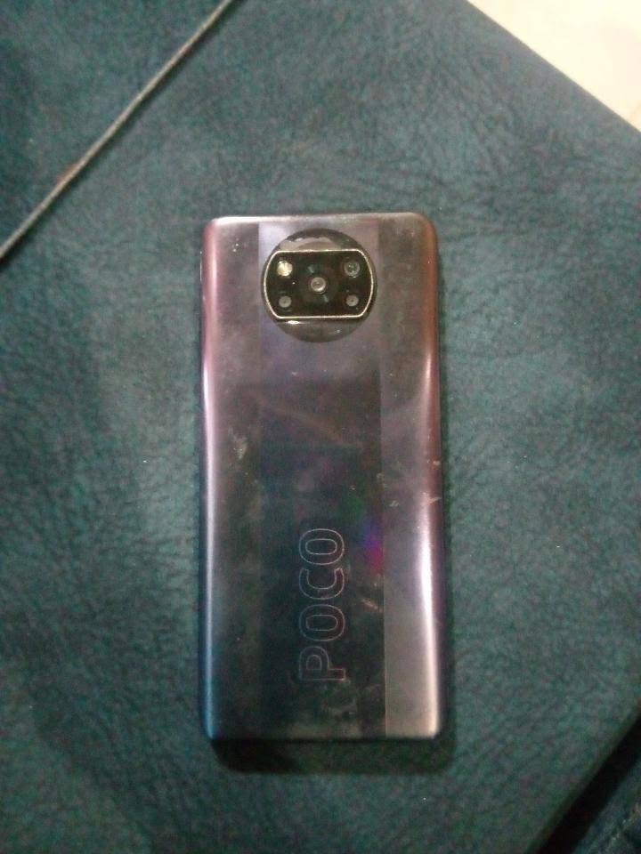 بوكو x3pro 
 ذاكره: 256
جهاز قوي ومعروف بقوته بالالعاب والاداء الحقيقي 
يشغل HDR 60فريم ببجي بدون لاج او تقطيع 
الجهاز بي مشكله وحده البورد عطلان وسعر البورد 50 الى45 الف بس المشكله نادر تلكه هيجي بورد ابيعه على سكاطه ب110$
للتواصل رقم او واتس ***********
