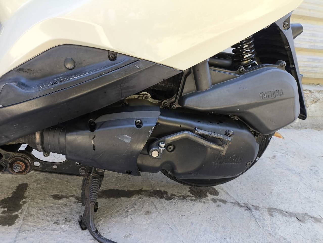 السلام عليكم دراجه رمبه صالحه سبعه ايام جديده مزاد عنوان بغداد حي البتول *********** على وضع الشركه  ملعوب بيها ممشي 22 كيلو
