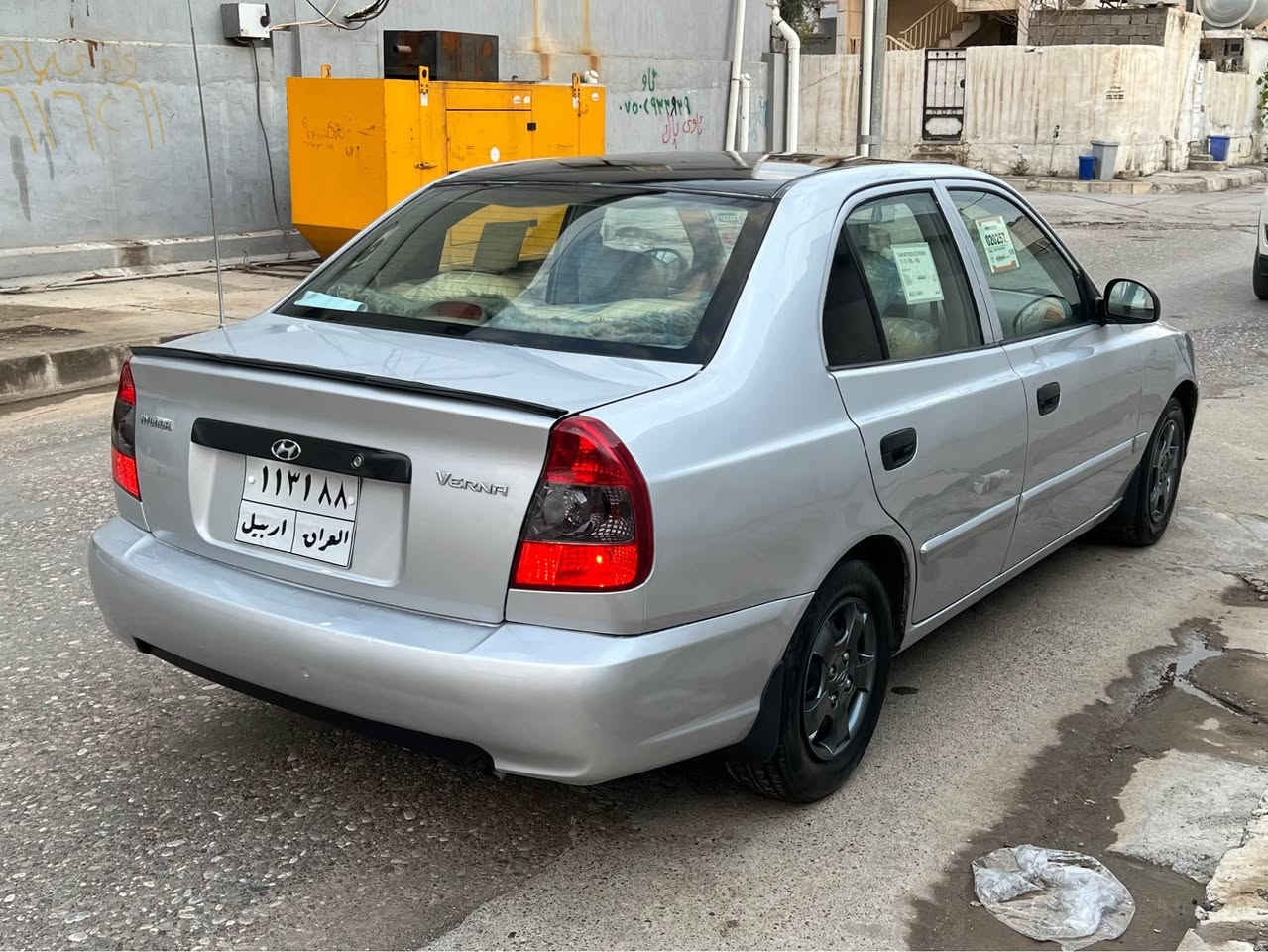 هؤندا فيرنا 

مؤديل ٢٠٠٩

گير مه كينه ته بريد به شه رت 

سه نه ويي به سه ر جوه 9000هه زار خرامه يي له سه ره 

پاش معامه له وه ر ده گيريه وه ته حويل وه كاله به شه رت

به ناويي خؤمانه يه ك ده ست بوه به سفريي لايي خومان بوه 
حيزام سبوخ كراوه ته وه له سه ر ساخي بي ليدان پشتو پييش كه پسه 
پشتو پيشي تازه توند كراوه ته وه سه ياره كه بي نوقستانيه 

هه موو شتي به شه رته 

سحريي 62وه ره قه مه جاليكي برايه نه يي تيدايه 

بؤزانياريي زياتر په يوه نديي بكه *********** أربيل, العراق
