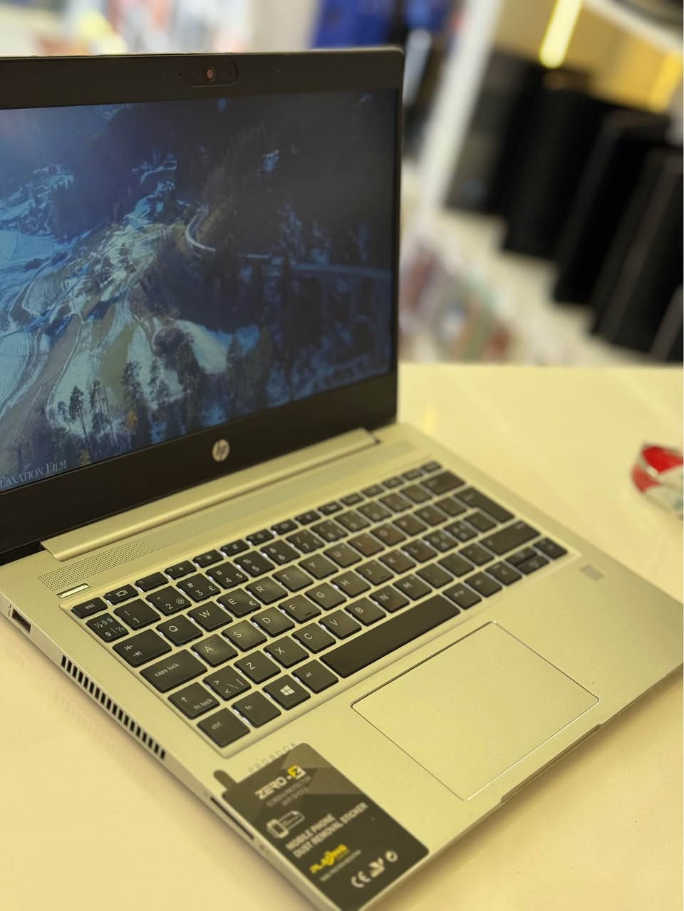 Hp PROBOOK LAPTOP 
CORE I 3 
Ram 8 GB DDR4
SSD 256 GB
DISPLAY 14

⭕️180 الف فقط ⭕️
*********** أربيل, العراق
