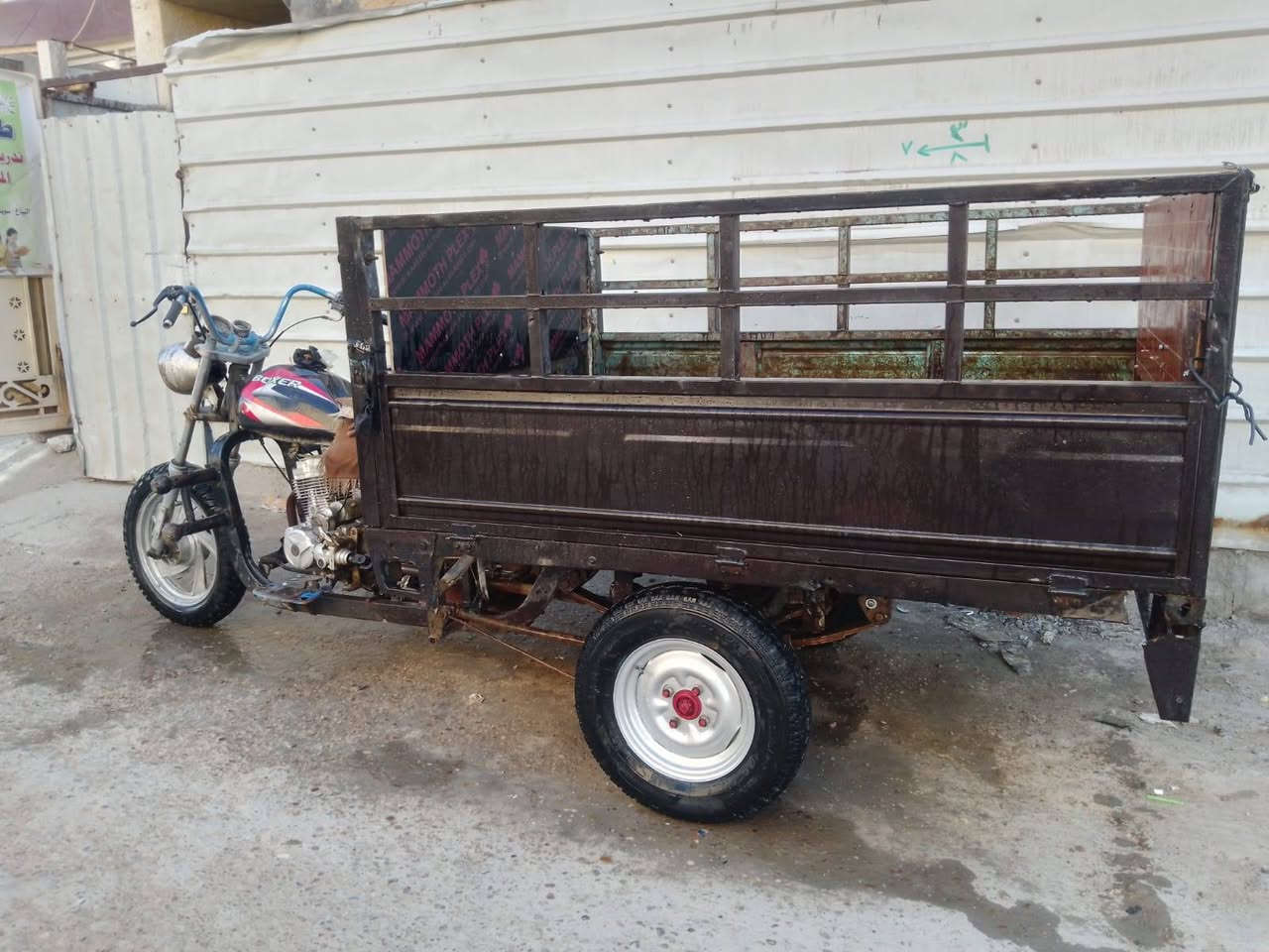 السلام عليكم ستوتة جاهزة
محرك جديد + اكسل +كير +شاصي ركبة مكفولات 
تايرات نضاف بدي جبير نضيف كلش بوجهك للشغل 
السعر 600 
بغداد الشرطة الرابعة *********** بي واتساب
