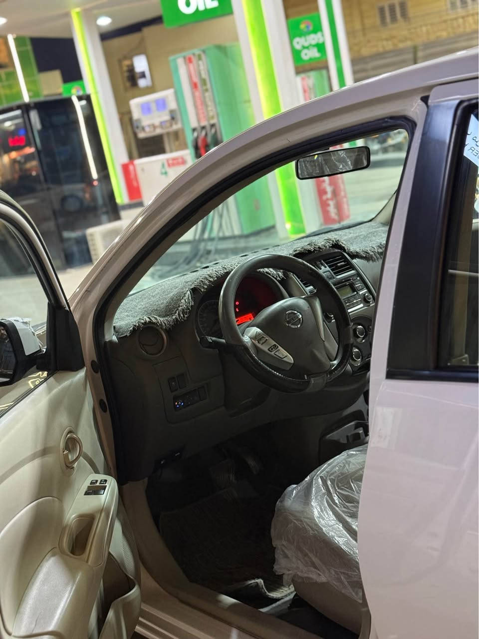 نيسان صني لبيع 2020 مشروع وطني بطاقه بنزين شرط تحويل سياره بسمي بدون ضربه وصبغ بي تعديل بارد باب سكن امامي فقط كير محرك شرط سعر 100 $بي مجال رقم *********** كركوك, العراق
