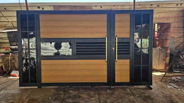 كل ما هو جديد 🙏
تجدونه في معمل حداده الفاضلي ✌️ 
عمل ابواب حديد والشبابيك والأبواب الاخارجيه اتمنى ينال اعجابكم 
ابواب قاصه نظام تركي 💯
يوجد نظام القسط الشهري حسب الطلب 
***********وتساب
يوجد نظام القسط الشهري حسب الاتفاق
