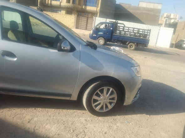 السلام عليكم
رينو سمبل موديل 23
بدون رقم 
استيراد 
فرنسي بدون حادث عدا طعجات زيرو
ماشيه 60000 كم تقريباً 
بدون رقم 82 ورقه 
مكانها بغداد البلديات قرب الشقق الفلسطينية 
ر***********
