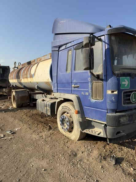 فالفو اللبيع
تفاصيل بالفيديو
العنوان العماره الكحلاء
كراج التساهل 
اخوكم عقيل الكعبي
***********
سعر 90 ورقه وبيه مجال قليل
