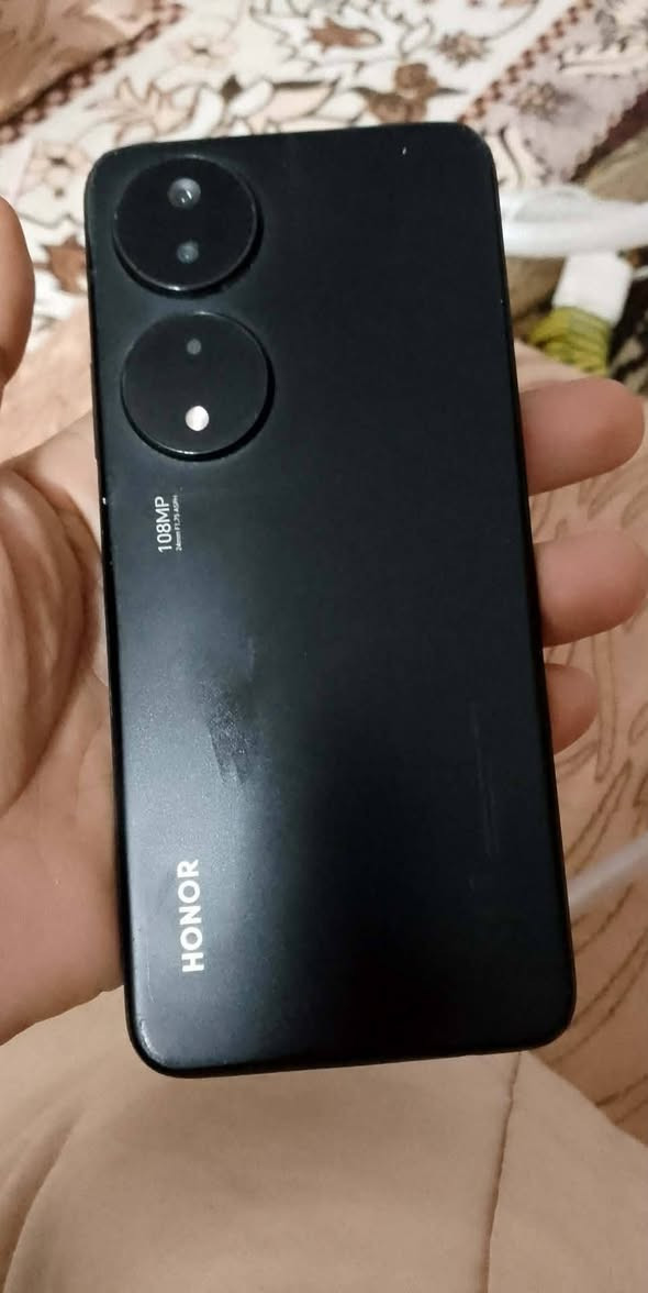 السلام عليكم x7bالجهاز نضيف بس الشاشه مالته ابني وكعه ورفعت كبستها الله شاهد الجهاز جدد اريده مراوس ابجهاز زين


**إذا كنت صاحب هذا الإعلان وتريد حذفه لأي سبب، رجاءا أرسل رسالة إلى الدعم الفني**