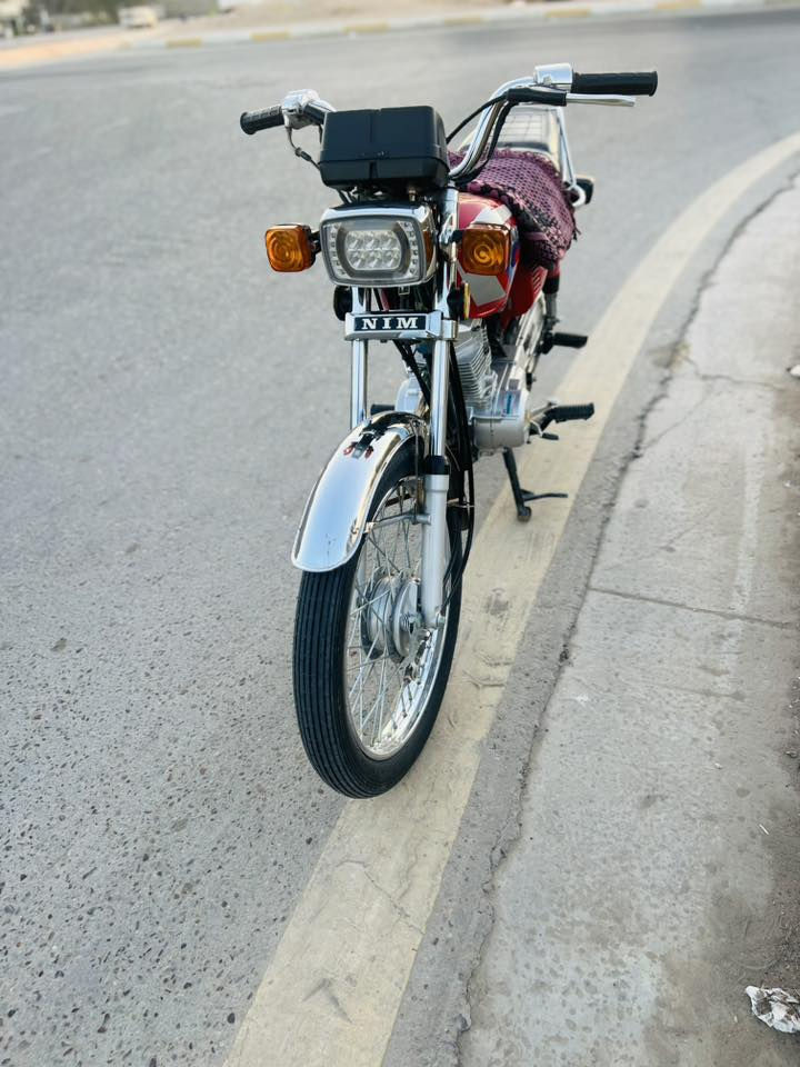 اربعه كير نامه متياز اوراق سكنر موديل 26
بيه ترتيبات بصيطه كلش كربلاء الحسينيه  سعر 600

‭٠٧٧٢ ٤٧٨ ٤٠٨٧‬
