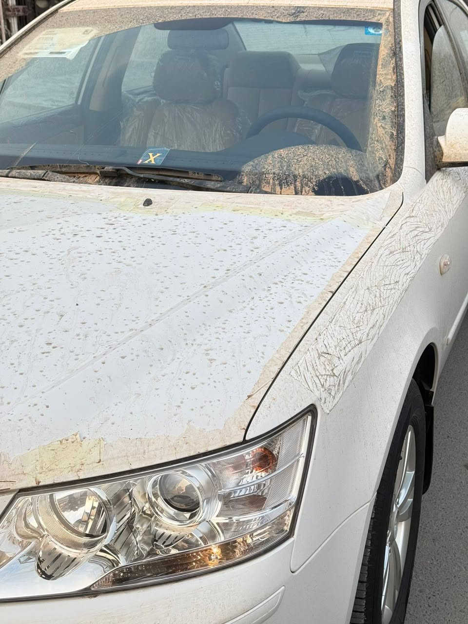 هونداي سوناتا
(قطعه نادره)
موديل 2009 
السياره زيرو صفر ماشيه 25 ألف حقيقي شرط الفحص 
استخدام شخص واحد فقط من 2009 
لحد الآن مكينه 2000 دسك امامي خلفي حساس سبير ما نازل عده مفتوحه فابلون الشركة بنيد وصفاح وجنطه شرط فابلون الشركة 
اكياس الشركه لزكات الشركه مكفولة كفاله عامه من كلشي عدد سويجات 2 كتلوكات الشركه 
مواصفات شركه الكاصد للعلم سياره ع أيدي موديلهه 2009 السياره محافظ عليها جدا جديده 
 رقم بغداد الدولي تحويل ثاني يوم 

السعر عند الاتصال 
الهاتف ***********
مكان السياره بغداد شارع فلسطين
