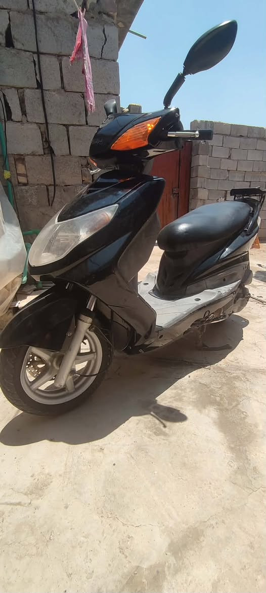 دراجه سكنز مامفتوحه ب قضاء الفجر  السعر خاص ‭***********‬
