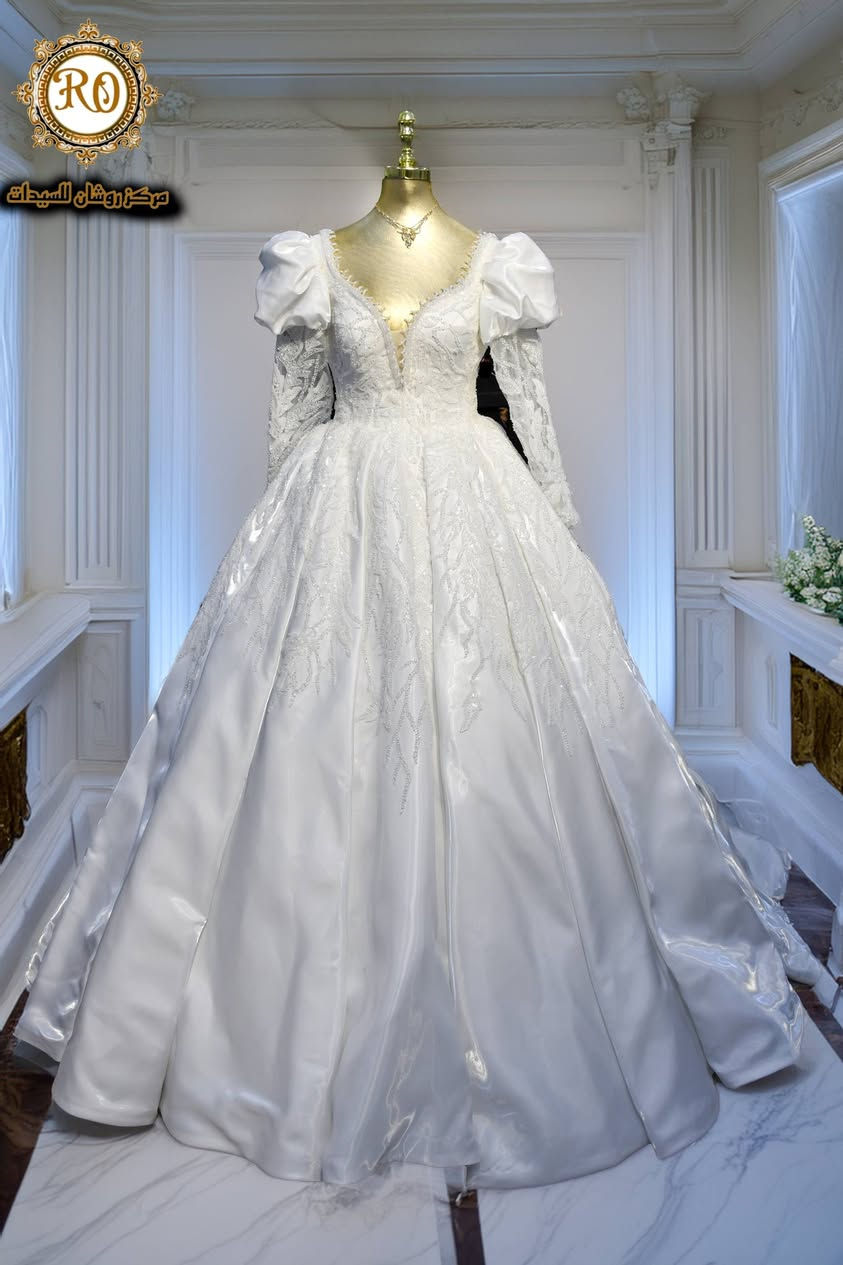 1-بدلات ابيض

2- بدلات الوان

3- فساتين سهرة

ابيع جملة فقط واسعار بلاش😍

تواصل *********** واتساب ☎️
