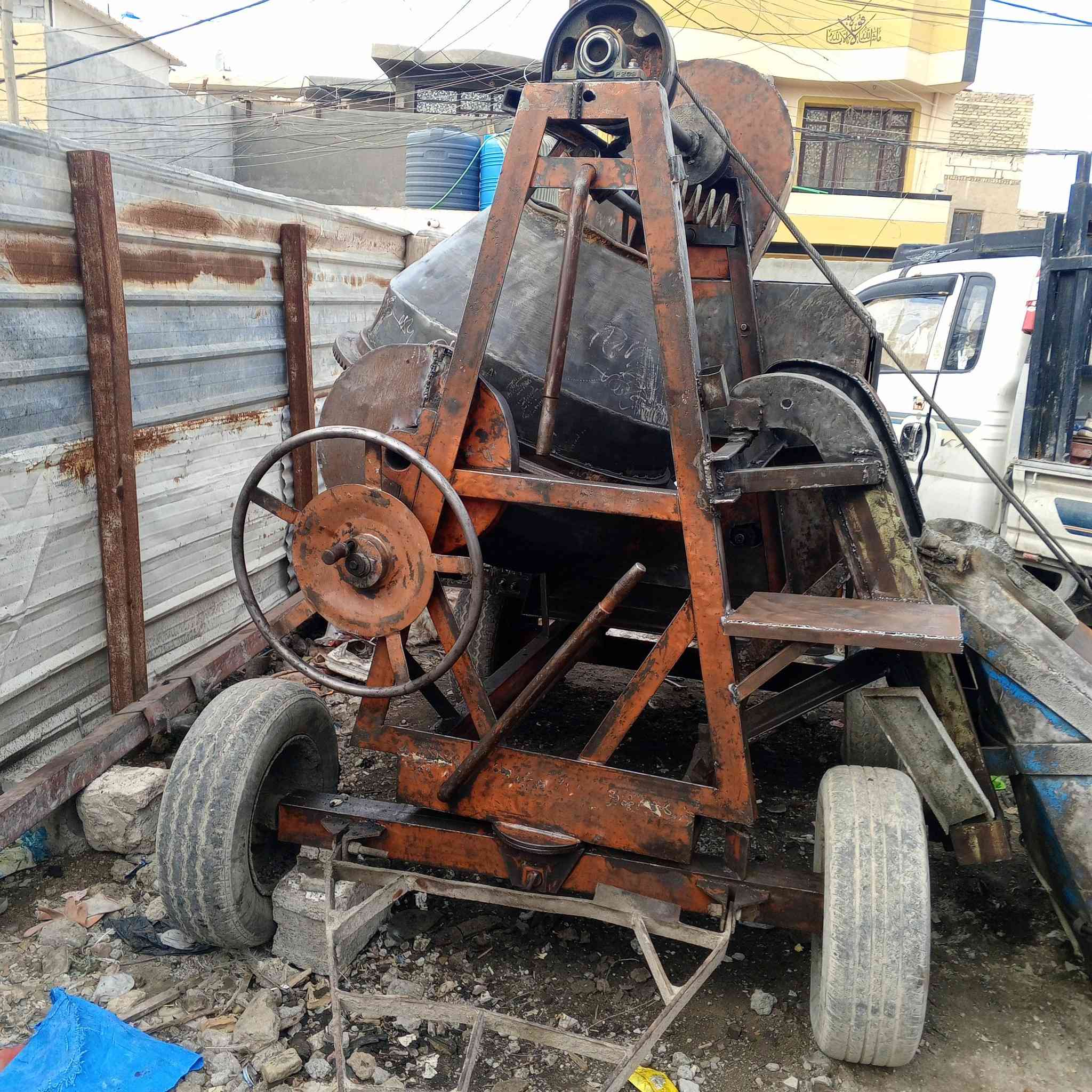 خباطه لبناني نهضه باب اول سعر مليونين 2000.   ***********
***********
