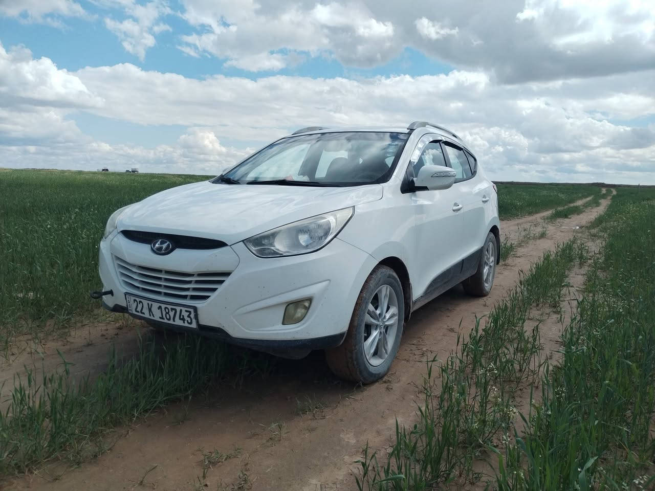 السلام عليكم

توسان موديل 2011 خليجي بدون ضرر وصبغ

 محرك دوش مامفتوح رقم ربيل دولي شراي يتصل مكان
شرقاط

سعر ١٣٨

***********

***********
