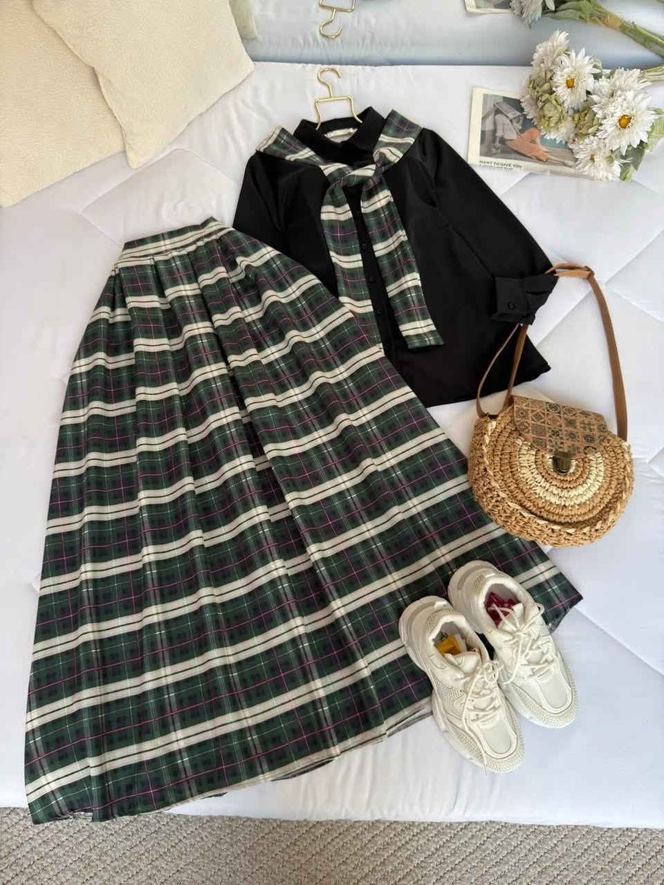 🧿﷽ وعلى الله توكلنا 🧿
لا تعلن الخطوات اعلن الوصول🫰🏻🚶
جديدنا الرمضاني 🧨
 لاينتهي وبضاعتنه غير😌😉

طقم تنوره +قميص

نوع الخامه دابل تركي 

مرتب نازك بل لبس

القياسات يلبس 👇 
38 40 42 44 46 48

الحجز والستفسار مراسله الصفحه


**إذا كنت صاحب هذا الإعلان وتريد حذفه لأي سبب، رجاءا أرسل رسالة إلى الدعم الفني**