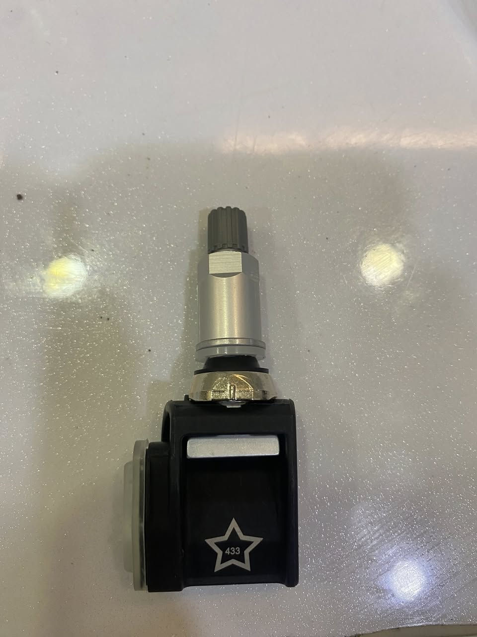 للبيع طخم  حساس اصلي شرط لوك بعدى ادفع سعر بل يرضي الله  عنوان موصل ***********  يوجد خدمه توصيل
