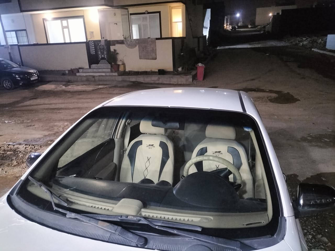 ئەڤیۆ مۆدێل 2009 گێڕ ئۆتۆماتیک مەکینە گەورە ناوزەرد  بلاجیک تۆر  دووپارچەو  پەڵەیە بۆیاخ  بێ ناوگردن  سەنەوی بەسەر چوە ژینگەی  دراوە    گێڕو مەکینەو  تەبریت  بەشەرت   سعری خوار بازاڕ 55 معامەلە ناونیشان   چەم چماڵ  ژمارە   مۆبایلل
***********
***********
