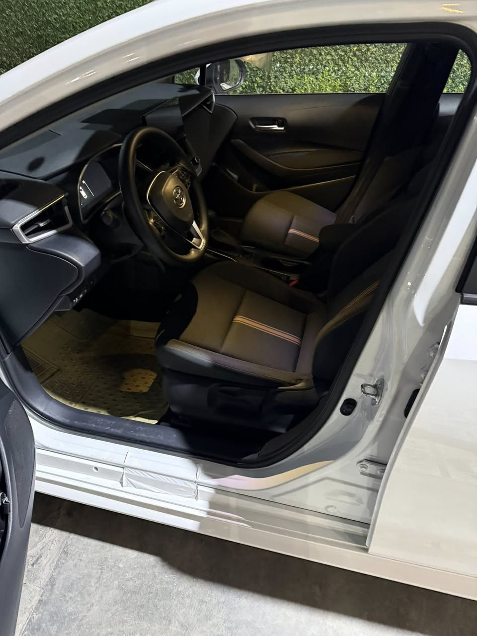 لبيع
موديل 2025
ماشية 9الف
مكفول من الصبغ والبارد 
السعر 148قفل
***********
