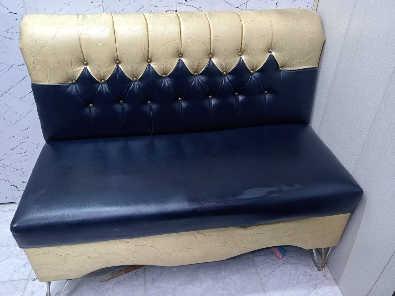 للبيع ***********
