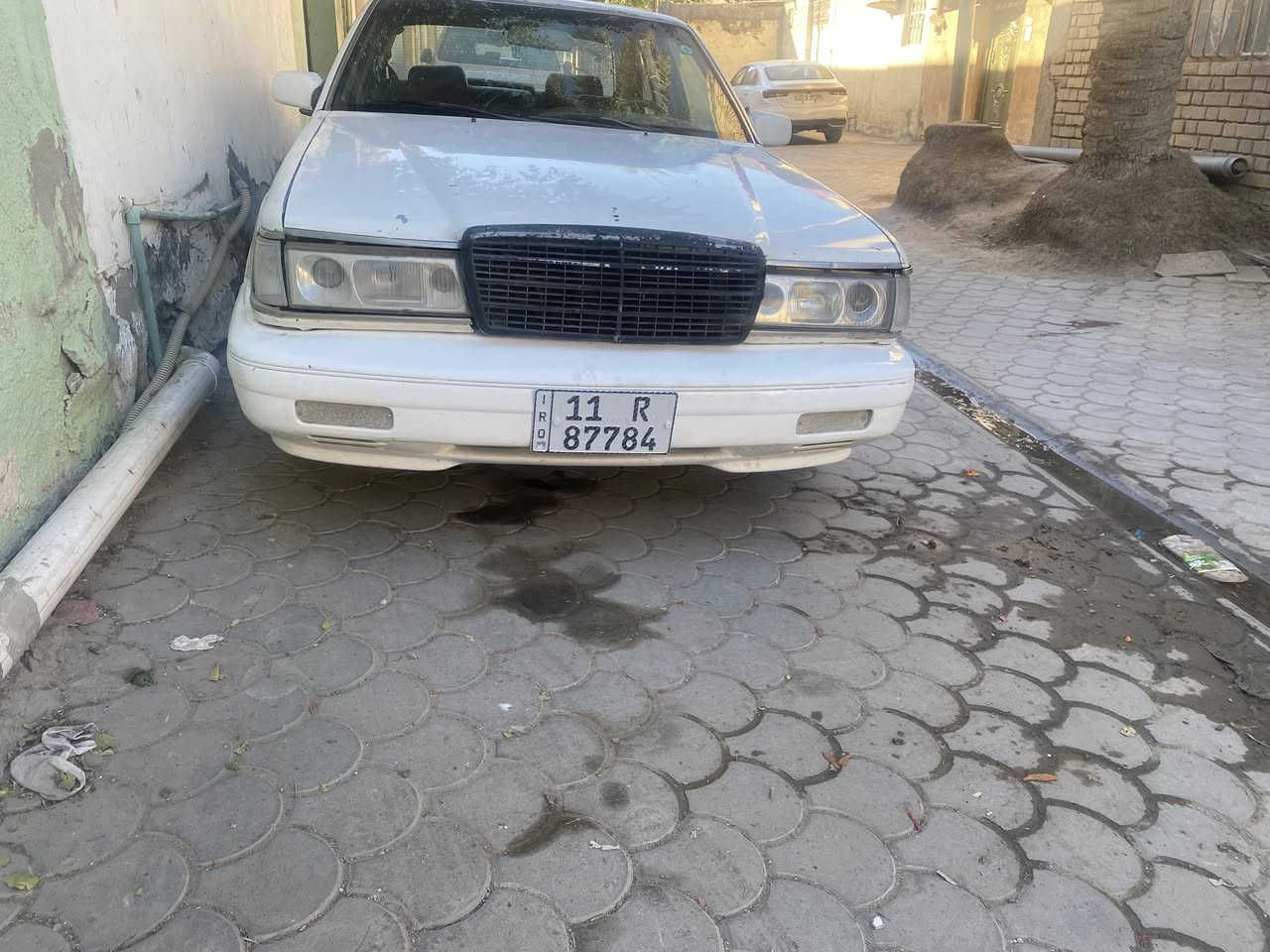 السلام عليكم
شباب بوتيشا موديل ١٩٩٤

رقم بغداد بسمي سنويه وهزه ورقم جدد

مكينه ونجي ٦كير اوتو 

مكاني كربلاء كلشي واضح بل فيديو 

ابيع رقم لتكلي شببيها نقص او هاي مدري شنو او ذيج مدري شنو كوم حديد ٢٥ ورقه فيدو للداخل موجود او فيديو للمحرك موجود 

هذا رقمي ***********

