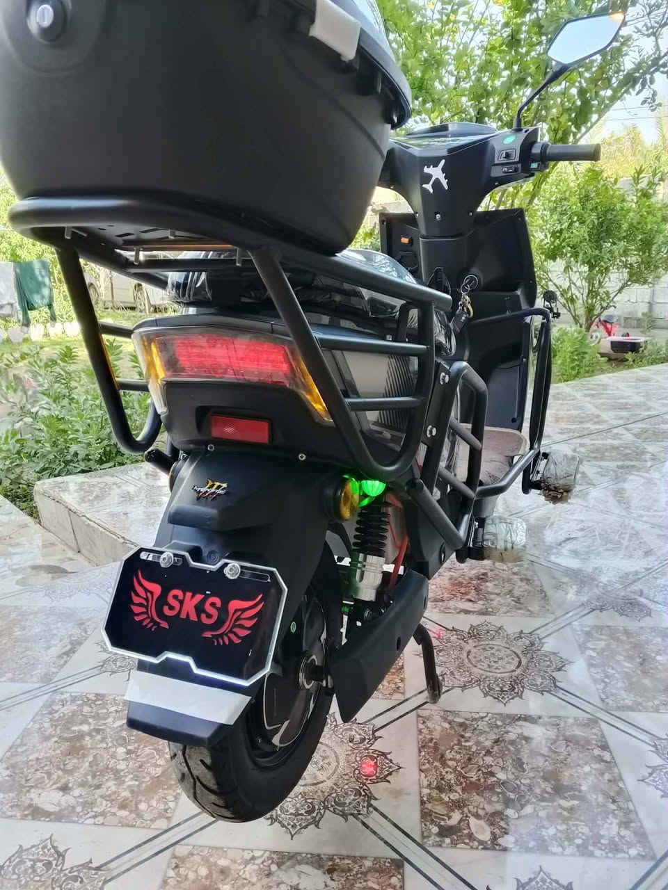 متاح دراجه شحن الماسه 4 كير سرعه 100حقيقي مثبت سرعه بطاريت 6 ليثيوم الماسه شرط دراجه مامستخدمه هواي بصمات ثنين سويجات ثنين كرتات ثنين


**إذا كنت صاحب هذا الإعلان وتريد حذفه لأي سبب، رجاءا أرسل رسالة إلى الدعم الفني**