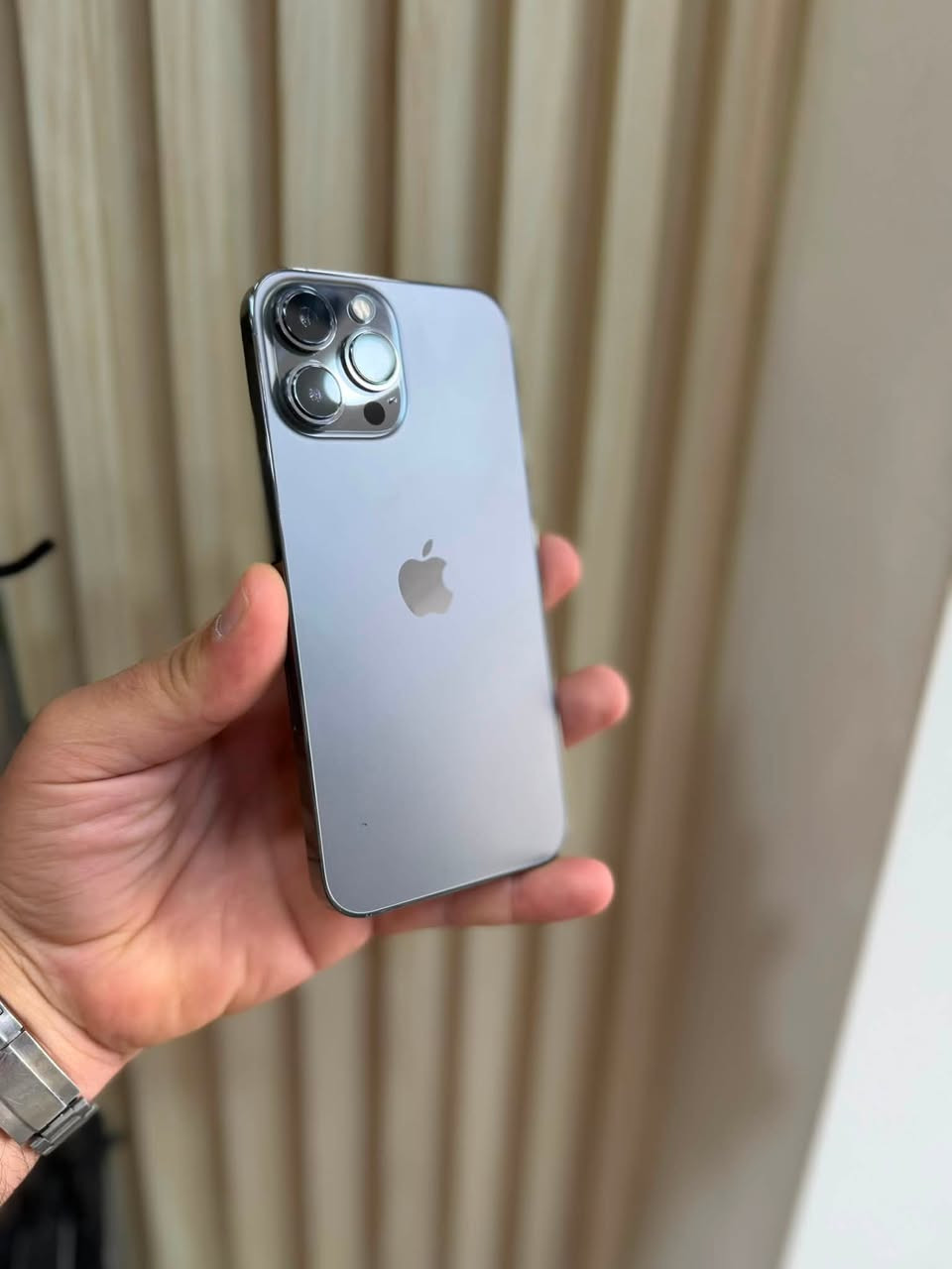 ايفون iPhone 13 Pro Max
256جيجا  🔥
نموذج M   🔥
واتر بروف  🔥
‏الجهاز مش  مفتوح ولا مصلح ولا أي مشكلة🔥
كفاله خطيه من المحل  📄🔥
+ بكج هديه كفر و لزقه و صله و عظمه 20 w🔥
🚚  يتوفر توصيل إلى جميع أنحاء المملكة🔥
📍طبربور تقاطع الاتحاد رياضي مقابل  ‏Number One
و مقابل عيادة دكتور عياس موسئ. اسم المحل  (تيك ماد (TECH MAD))
‏متوفر لدينا جميع أجهزة ال iPhone المستعمل والجديد
التواصل.    :    0797068895
واتس اب   : Wa.me/+962797068895.


**إذا كنت صاحب هذا الإعلان وتريد حذفه لأي سبب، رجاءا أرسل رسالة إلى الدعم الفني**