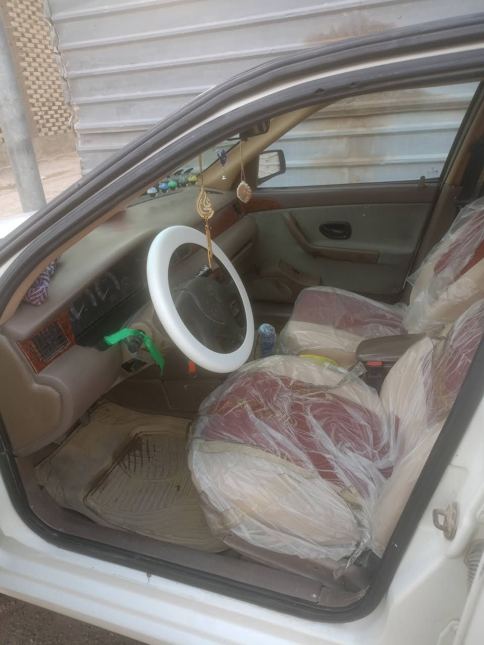 سلام عليكم سمند ناطق مكينه وكير فرنسي مامفتوحه تبريد جديد حداديه جديده مشط جديد سلف  جديد دوشمه جديده تايرات جديد مذب ولا ربع عليه سياره بيهه بنيد وجاملغ بدل ولعتب معمرهن ولهلالات لوره معمرهن مديل 10 للبيع 37وبيه مجال الرقم ***********مكاني النجف الشرف حي النصار
