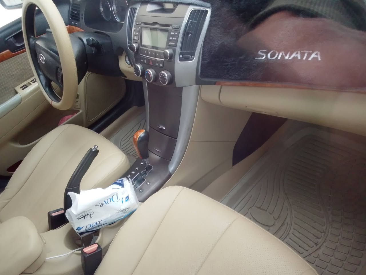 سلا وعليكم سوناته للبيع موديل 2011 خليجي فول ومكفول محرك 2000 ما مفتوح سياره جديده محرك وكير وصدر ورقام وسنويه وهزه كله جديد مكان سياره تكريت سعر 129 مجالهه بصيط ***********
