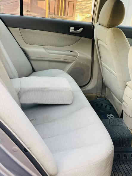 سلام عليكم سوناتا 2008 خليجي رقم بغداد بسمي سنوية ورقم جديد مكينة 2400 دوش داخلها حلو ونضيف وخارجها هم سياره بيها 4 قطع صبغ ابيع حزام  بس هيه مو حزام شرط بدون لغد بدون شاصي بدون حوض  بدون تكم سياره بدون حادث ابد مكاني بغداد الدورة السعر 100 وبيها مجال 
رقمي ***********
