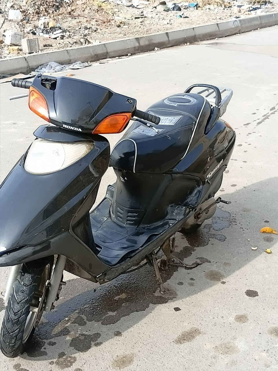 دراجه البيع  سعر ٣٠٠كوت ***********
