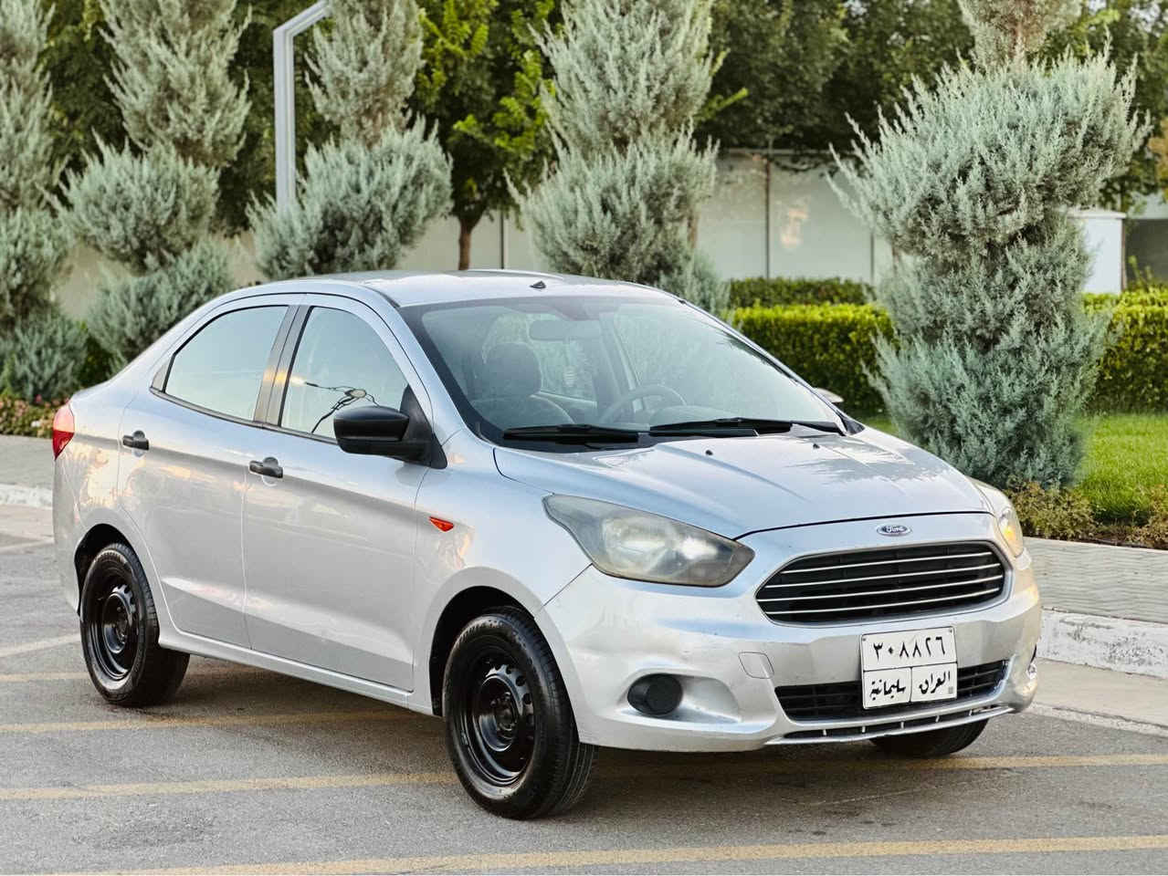Ford Figo 2016 📦

فۆرد فیگۆ ٢٠١٦ 
سەیارەکە بێ بۆیاخە 
گێڕ و مەکینە و کارەباییات بە شەرت 
مەکینەی نەکراوەتەوە 
گێڕی نەکراوەتەوە و تەپەی گێڕی نییە 
سەیارەکە زۆر نموونەیە و ماڵی دۆستە 
تەقە و ڕەقەی نییە 
سەنەوی بەسەر نەچووە 
تایەی تازەیە 
تەبرید و هەموو شتێکی بە شەرت 

سعر : 70$ 

📞 *********** السليمانية, العراق
