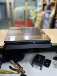 بلي 4 نص تيرا لوك ستيكر مامفتوح جوستك 1 وكيبل HDاصلي  اون لاين سعر 200...