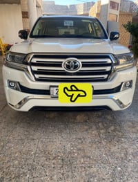 لاندكروز وايت ادشن • ٢٠١٧ • رقم اربيل