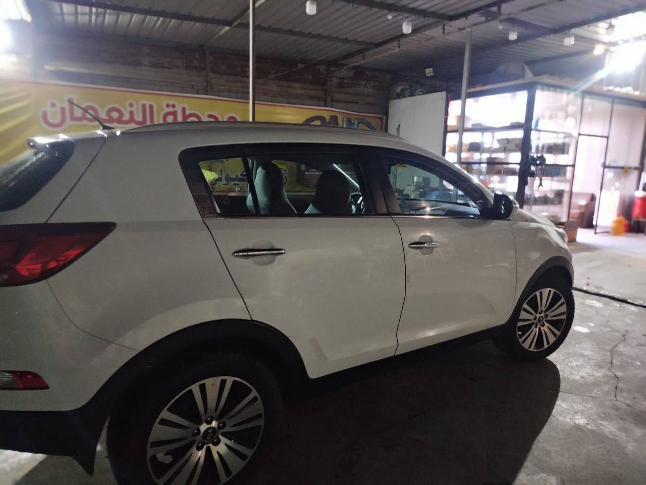 اسبورتج 2015خليجي محرك 2000مكفول رقم بصره مكان الناصريه مركز سعر 175وبيه مجال ***********
