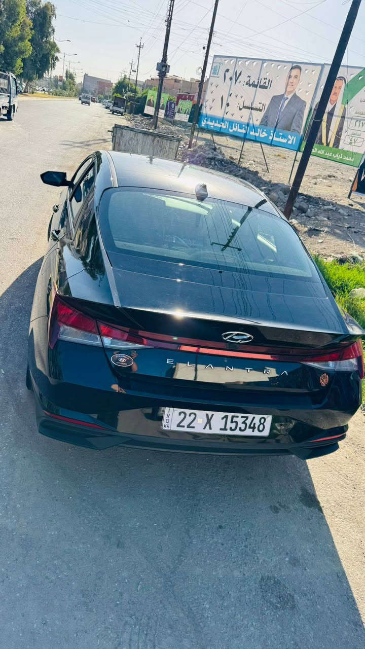 السلام عليكم
اللنترا 2023 
ماشي 115 الف كيلو وارد امريكي دخول  قبل سنة مرقم وكامل  محرك 20 دوش المرغوب سيارة كلش حلوة ونضيفة مواصفات الالنترا العادي رادار امامي خلقي توقف ذاتي تشغيل عن بعد انضمة سياقة سياقة ذاتية الخ…
السعر 150وبيها مجال بسيط 
***********
