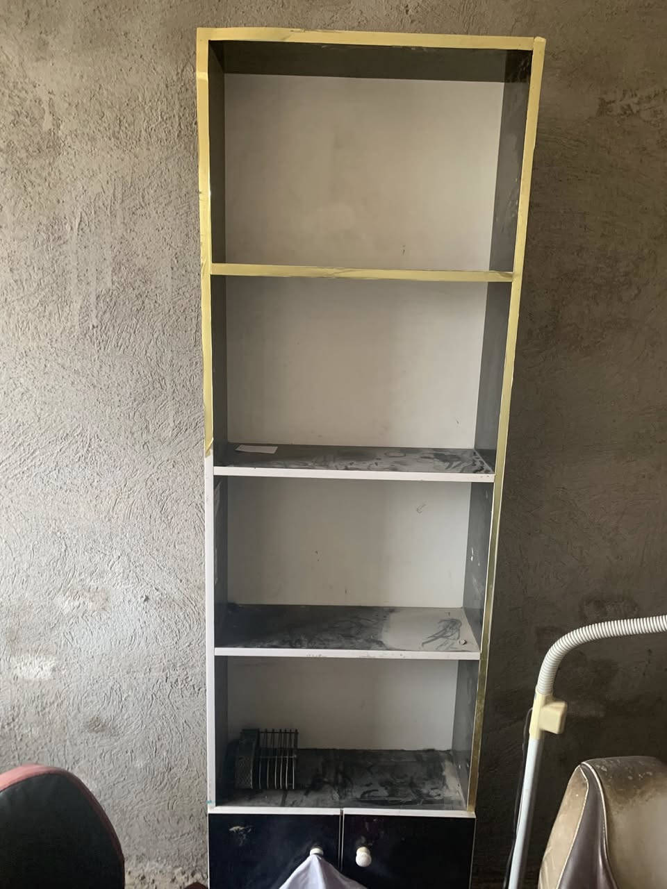 السلام عليكم عندي هذني الغراض للبيع ‭٠٧٧٤ ٣٥٧ ٧٥٩٨‬
