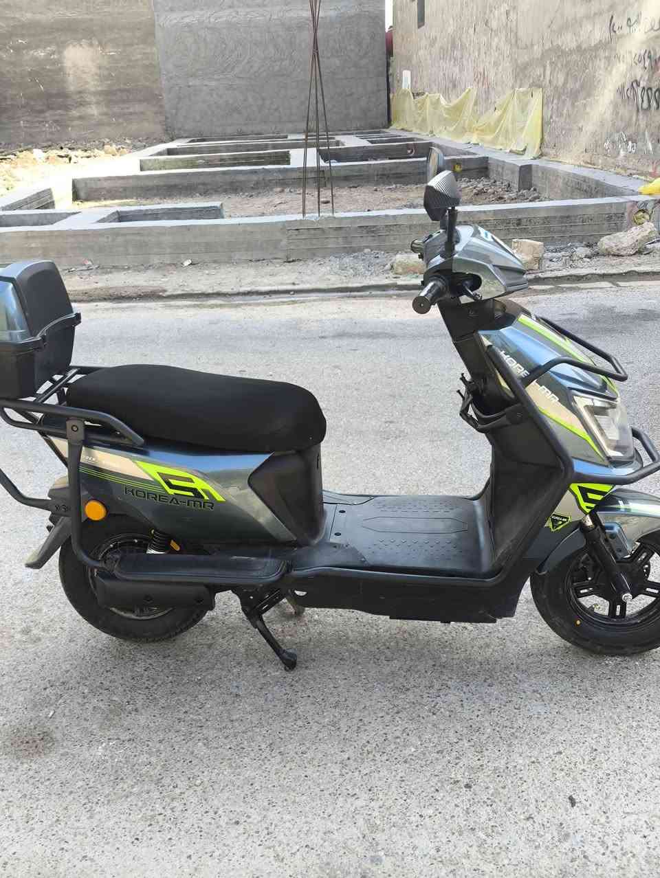 سكنس لبيع موديل 25 سته باتري كوري بطاريات فول عشره ونص يقرن كهربائيات كلها شغاله اي نقص مابيه نضافه خير من الله نضام كارت تشغيل سعر 
500 بي مجال 
***********
+9647827587898
