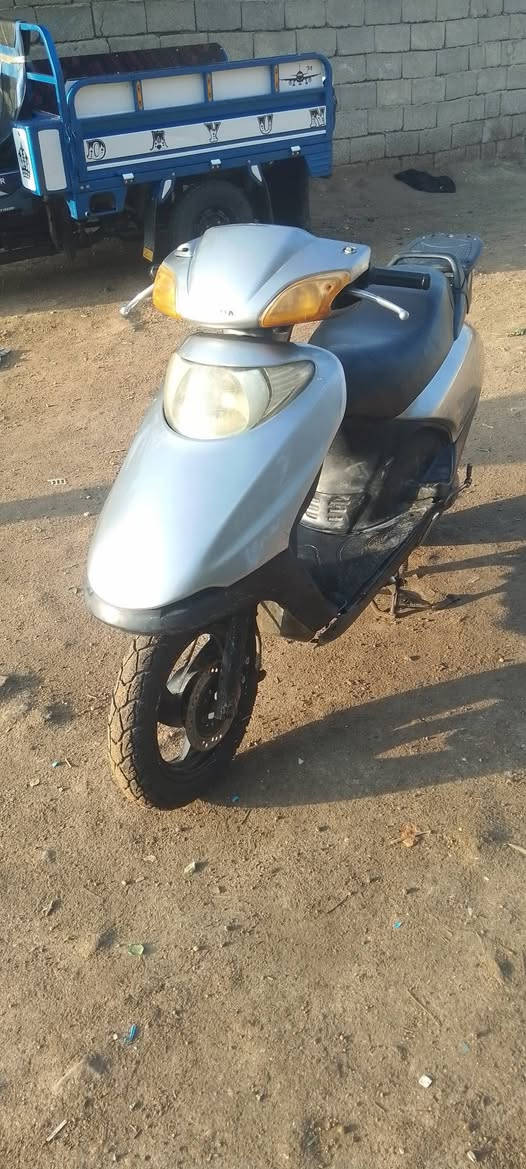 السلام عليكم سبيسي للبيع ياباني مفتوحه  دراجه ما تشتغل ماعرف شبيه كلولي ما تشحن المكان الكوت الشهداء السعر 350 وبيه مجال موجود خاص او انتصل ‏‪***********‬‏
