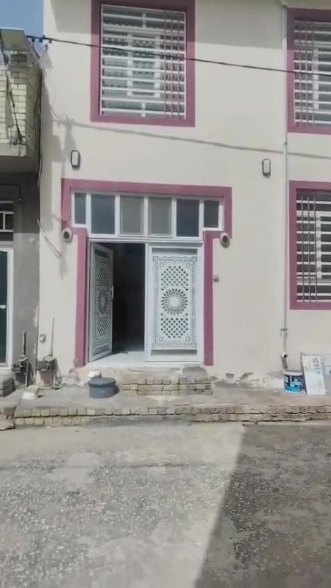السلام عليكم عقار للبيع في كربلاء قرب جامعة الزهراء ع مقابيل دار القران يم تيل 81 طريق كربلاء بغداد مع قطعة ارض 50 متر وقطعة ارض 160 متر الاتصال وللاستفسار ع الرقم ‏‪0771 989 8244‬‏
‏‪0781 290 0433‬‏
