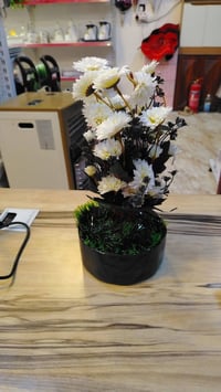 تشكيلة ورد صناعي من نور التوكل 🌹 أناقة تدوم… ألوان راقية وترتيب يضفي ج...